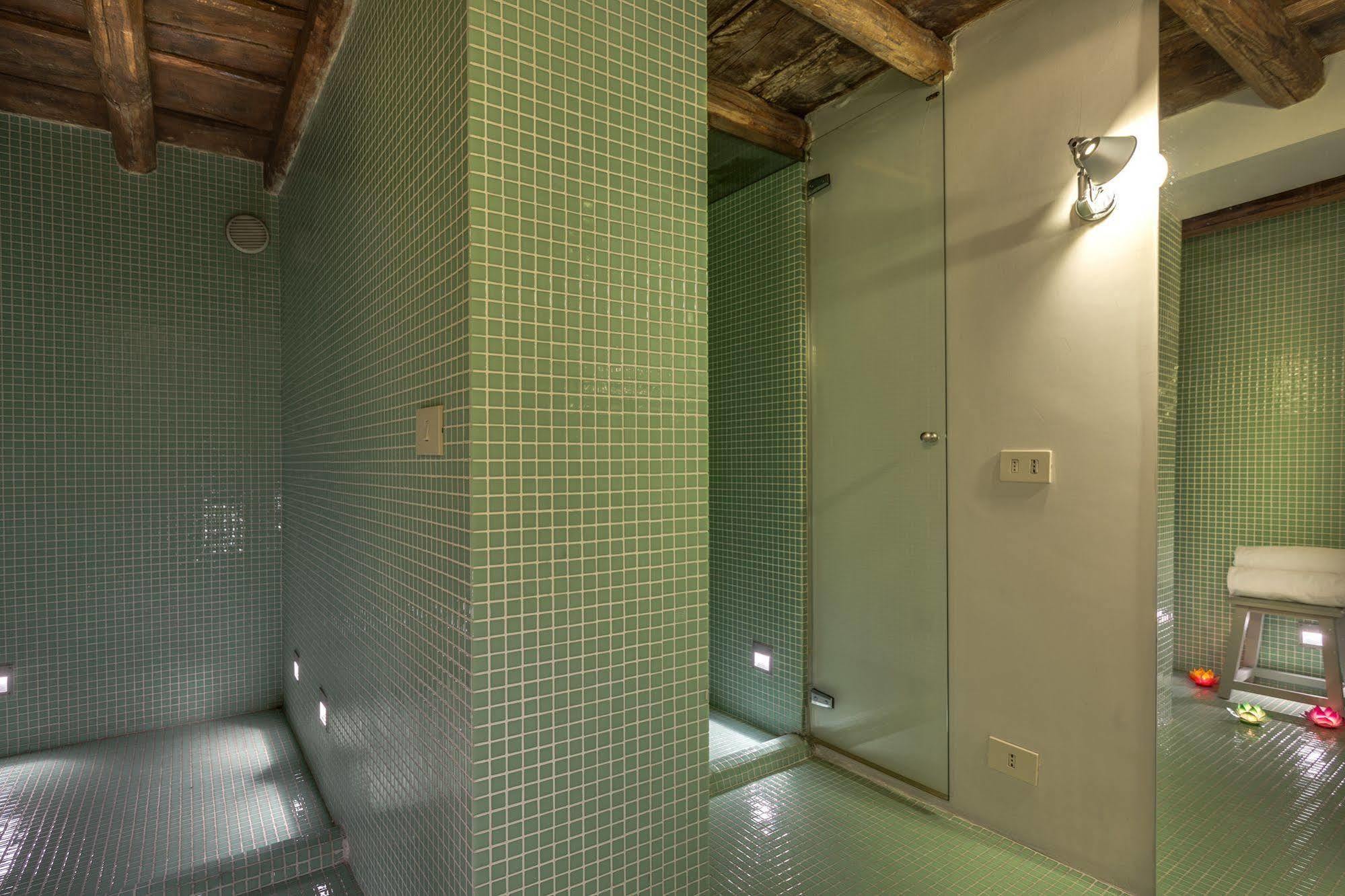 Casa Heberart Guest House Sistina Рим Екстериор снимка